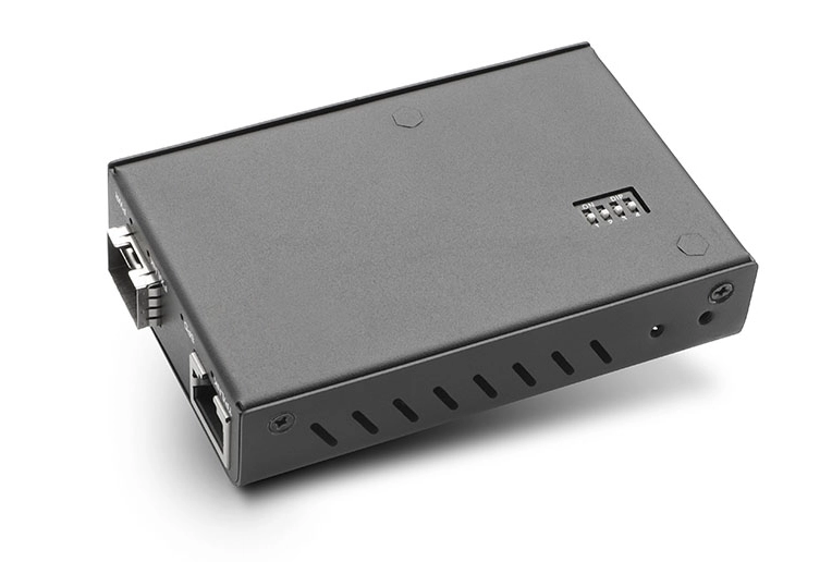 10G mini SFP+ media converter > 10/5/2.5/1G/100M (Unmanaged) MC10Gm-SFP+